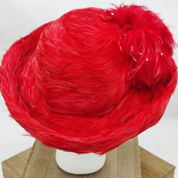 Vintage Albrizio Hat / Red Feathers + Rhinestones - Picture 4 of 7